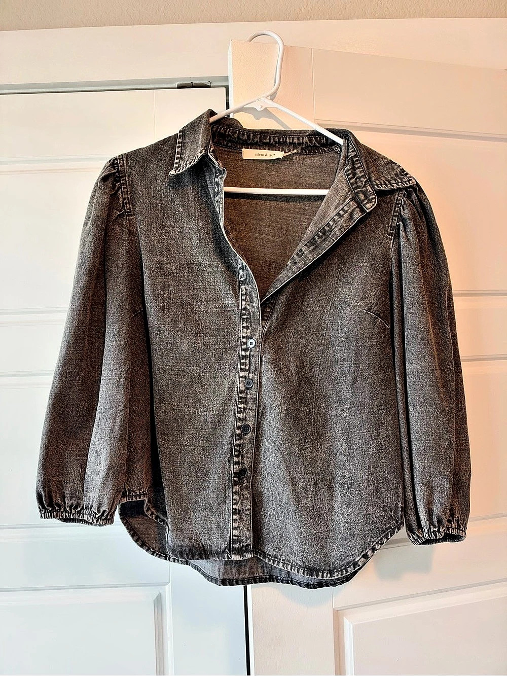 idem ditto Denim Blouse in Black Size Medium Like New